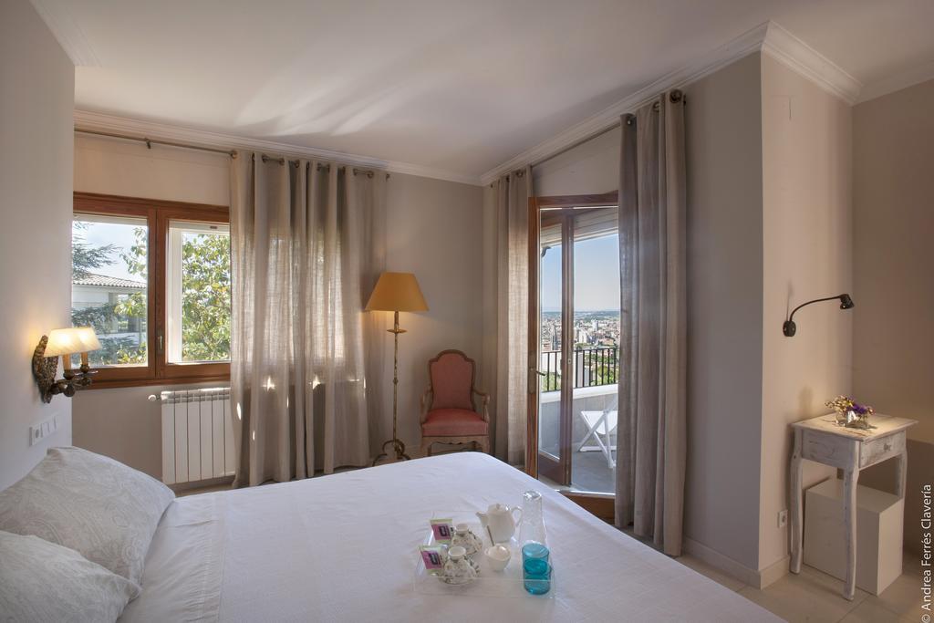 Villa Montjuic Χιρόνα Δωμάτιο φωτογραφία