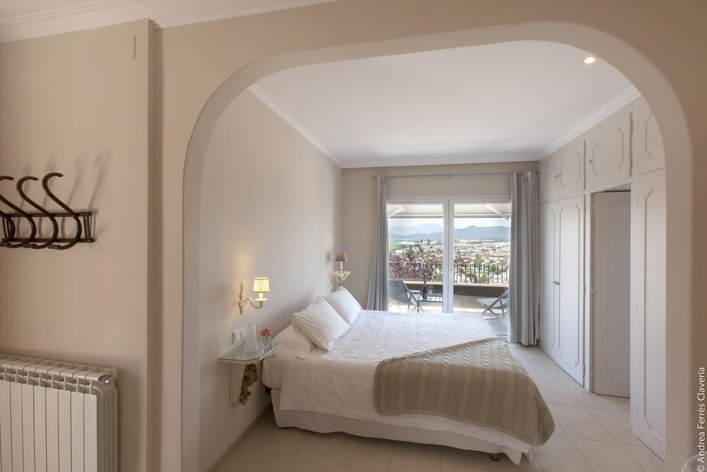 Villa Montjuic Χιρόνα Δωμάτιο φωτογραφία